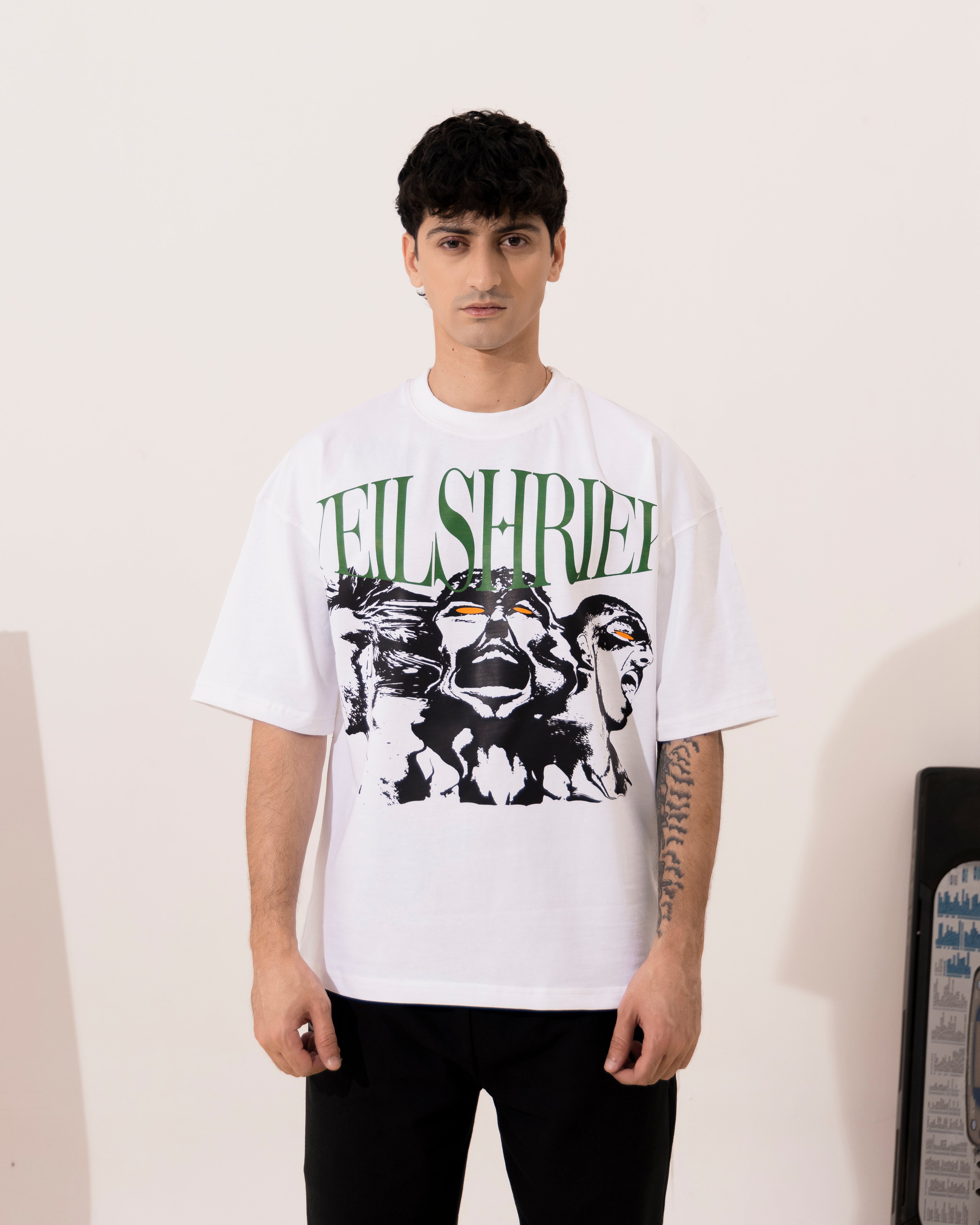 9000! - Oversized Tee